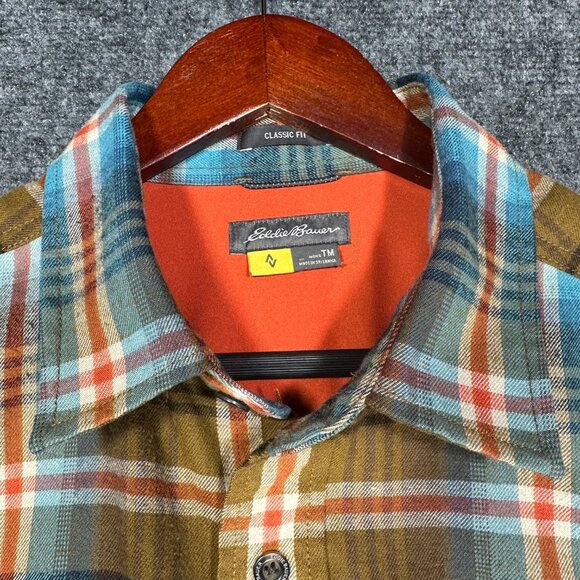 Eddie Bauer Travex Shirt Mens TM Plaid Cotton Flannel Button Up Pockets Classic - Picture 7 of 11